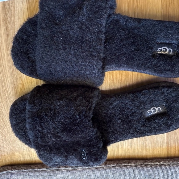 UGG Cozette Slipper Size 7 Black - Picture 2 of 7